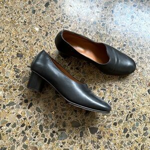 Anna Thomas 2” heals black leather size 36